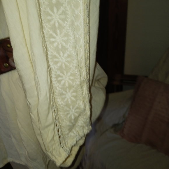 Spell & The Gypsy Top - Picture 7 of 11